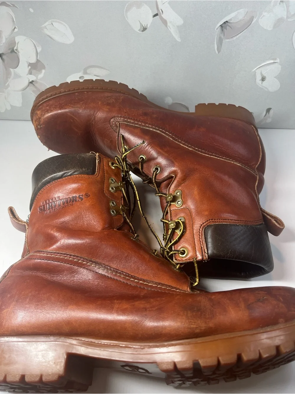 Herman Survivors Waterproof Insulates Boots Sz 9C Mens